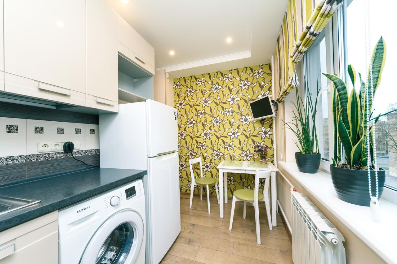Apartment on Sevastopolska Square Kiev Exteriör bild