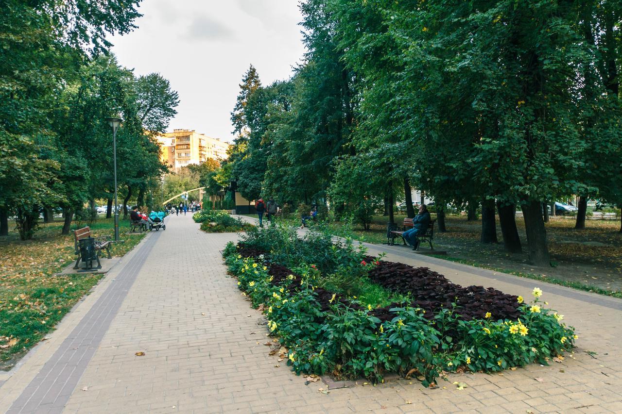 Apartment on Sevastopolska Square Kiev Exteriör bild